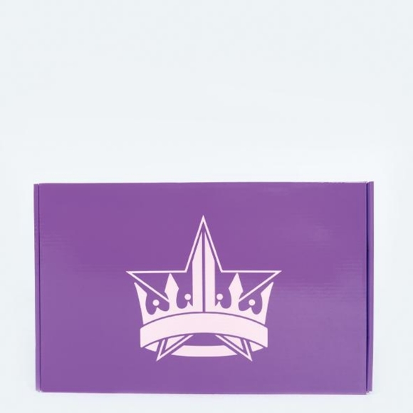 💜JSC Lavender  Soft Touch  Mirror💜 Blood Lust Collection! - Picture 6 of 6